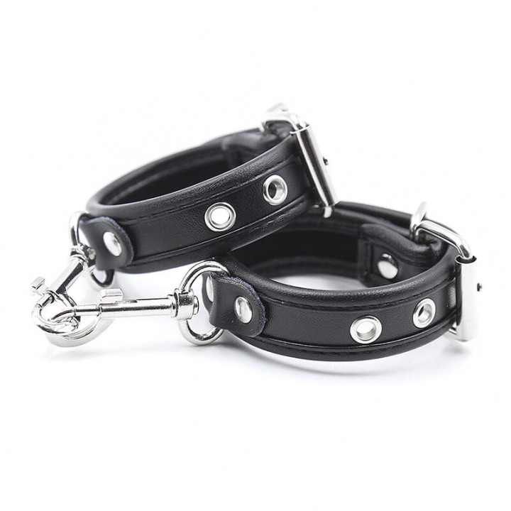 Ohmama Fetish - Handgelenkführungen