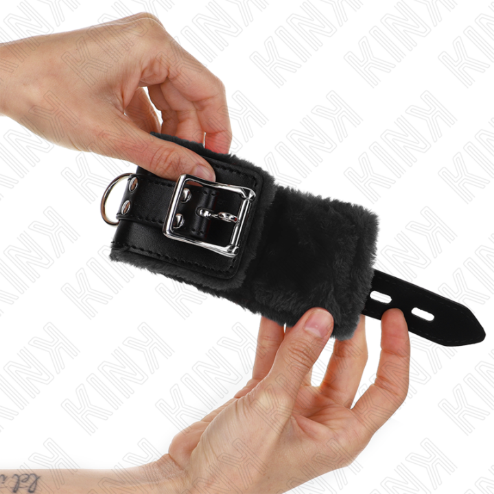 Kink - Fur Lined Wrist Restraints Black With Black Belt Adjustable 17-29 cm x 6 cm