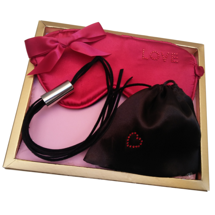 Inedit - Dominatrix Whip Kit