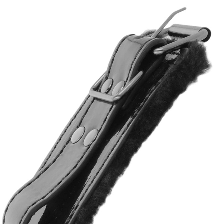 Darkness - Schwarze, Verstellbare Lederhandschellen Mit Vorhngeschloss