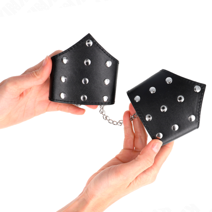 Kink - Black Point Style Wristbands With Chain Adjustable 17-23 cm x 8.5 cm