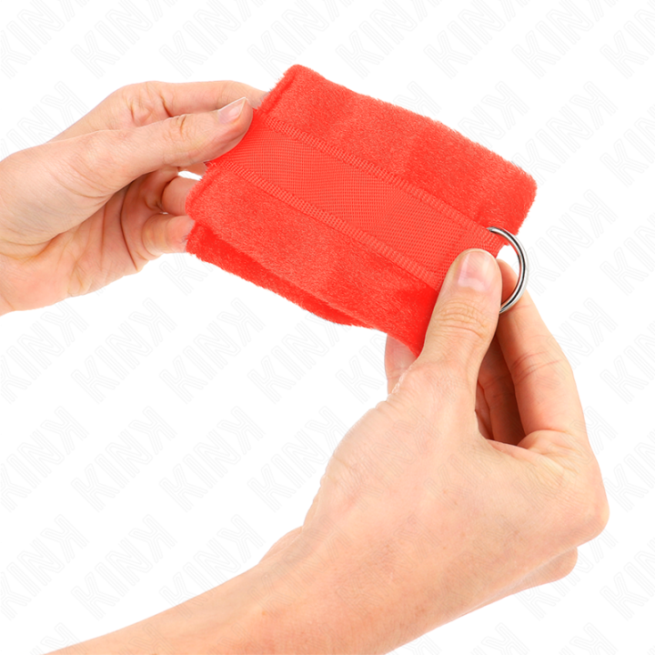 Kink - Manchettes Débutant en Fourrure Rouge 30 x 7 cm