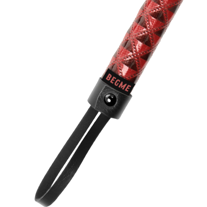 Begme - Flogger en Cuir Végan Édition Rouge