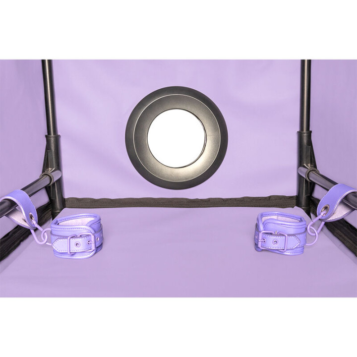 Secret Dome – Kink Club Cabina Bukkake Morado