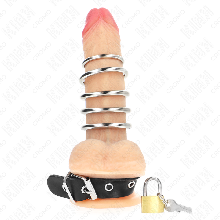 Kink - Anel de Couro Para o Pênis Com Tira de Trava 21 x 2 cm e 5 Anéis de Metal de 3 cm a 4 cm