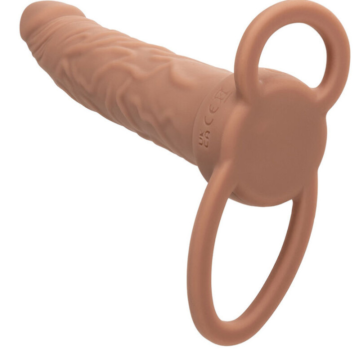 Calexotics - Performance Maxx Doble Penetrador Recargable Piel Moreno