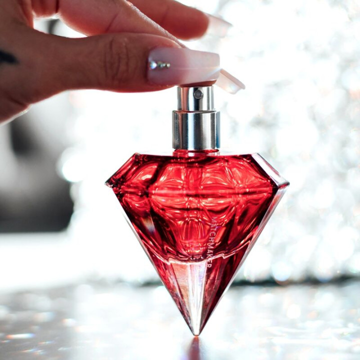Olho de Amor - Matchmaker Red Diamond Lgbtq Perfume Feromones Para Ela 30 ml